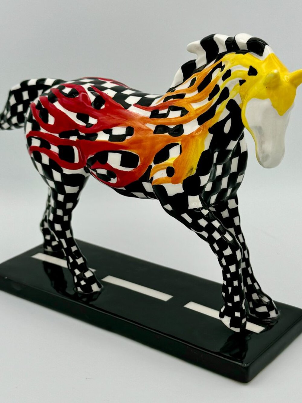 Retired 2006 Trail of The Painted Ponies Horsepower to Burn 12226 1E 9,251 Horse